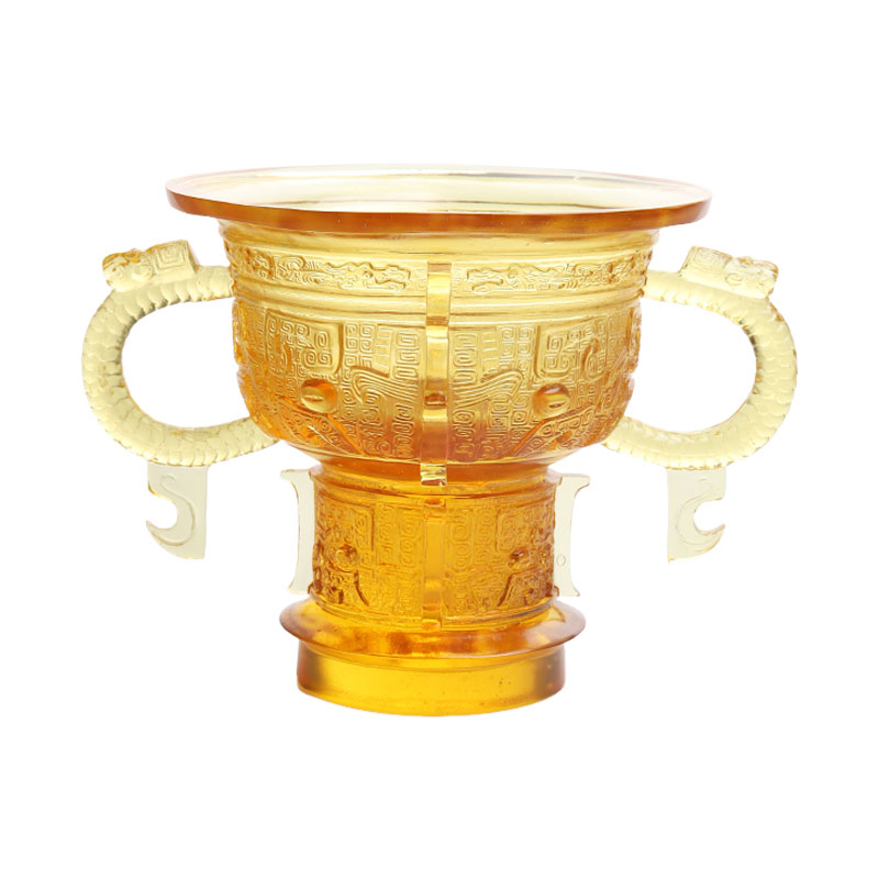 Kinesisk stativ med drageørehåndtak og tornmønster