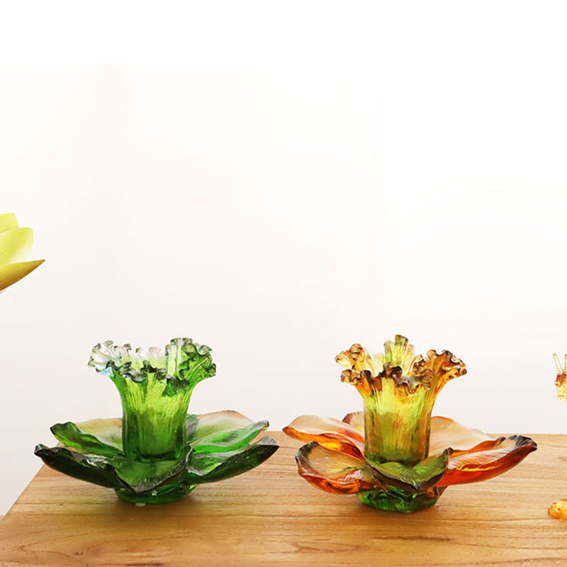 Kronbladformet lysestake i glass