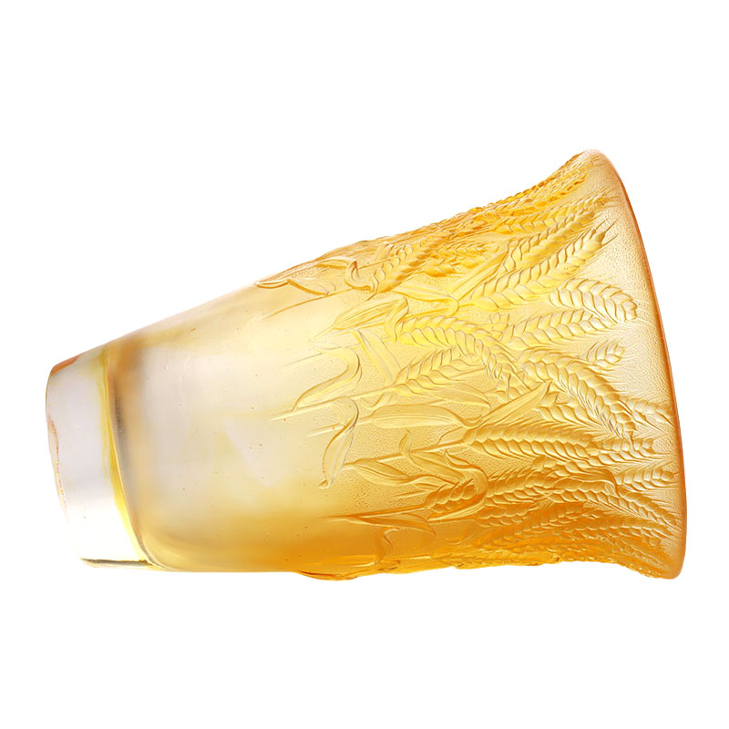 Ravfarget glassvase preget med hveteører