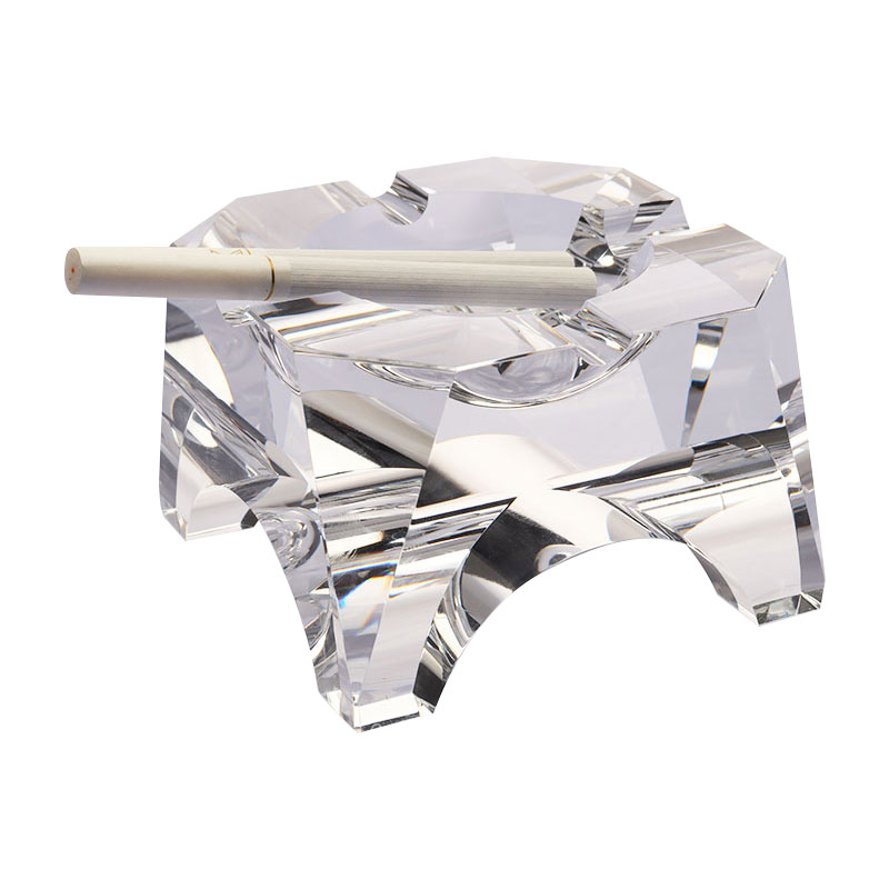 Enkel geometrisk design gjennomsiktig askebeger i glasskrystall